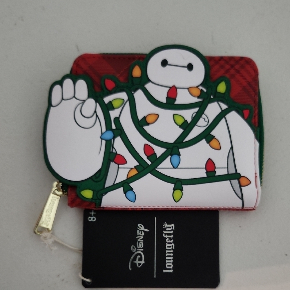 Disney Loungefly Walet Baymax Red White